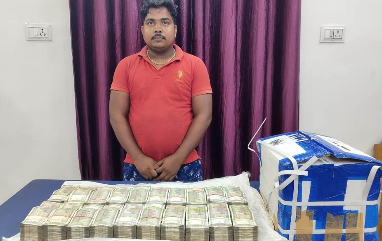 50 लाख कैश के साथ 1 गिरफ्तार