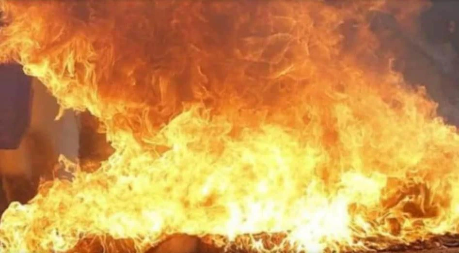 बिहार के रोहतास में आग जनी की दर्दनाक हादसा, 8 जिंदा जले; 6 की मौत