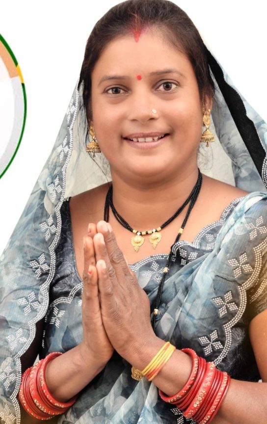 नगर पंचायत कुंरा नेताजी सुभाषचंद्र बोस वार्ड 01 से गायत्री योगेश साहू हुई विजयी, जनता का जताया अभार