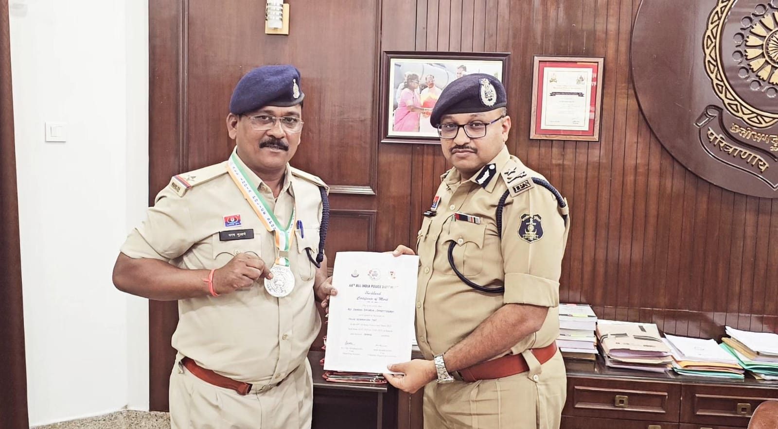 68वीं ऑल इंडिया पुलिस ड्यूटी मीट 2024-25 में दुर्ग रेंज के सहायक उपनिरीक्षक ने जीता सिल्वर मेडल