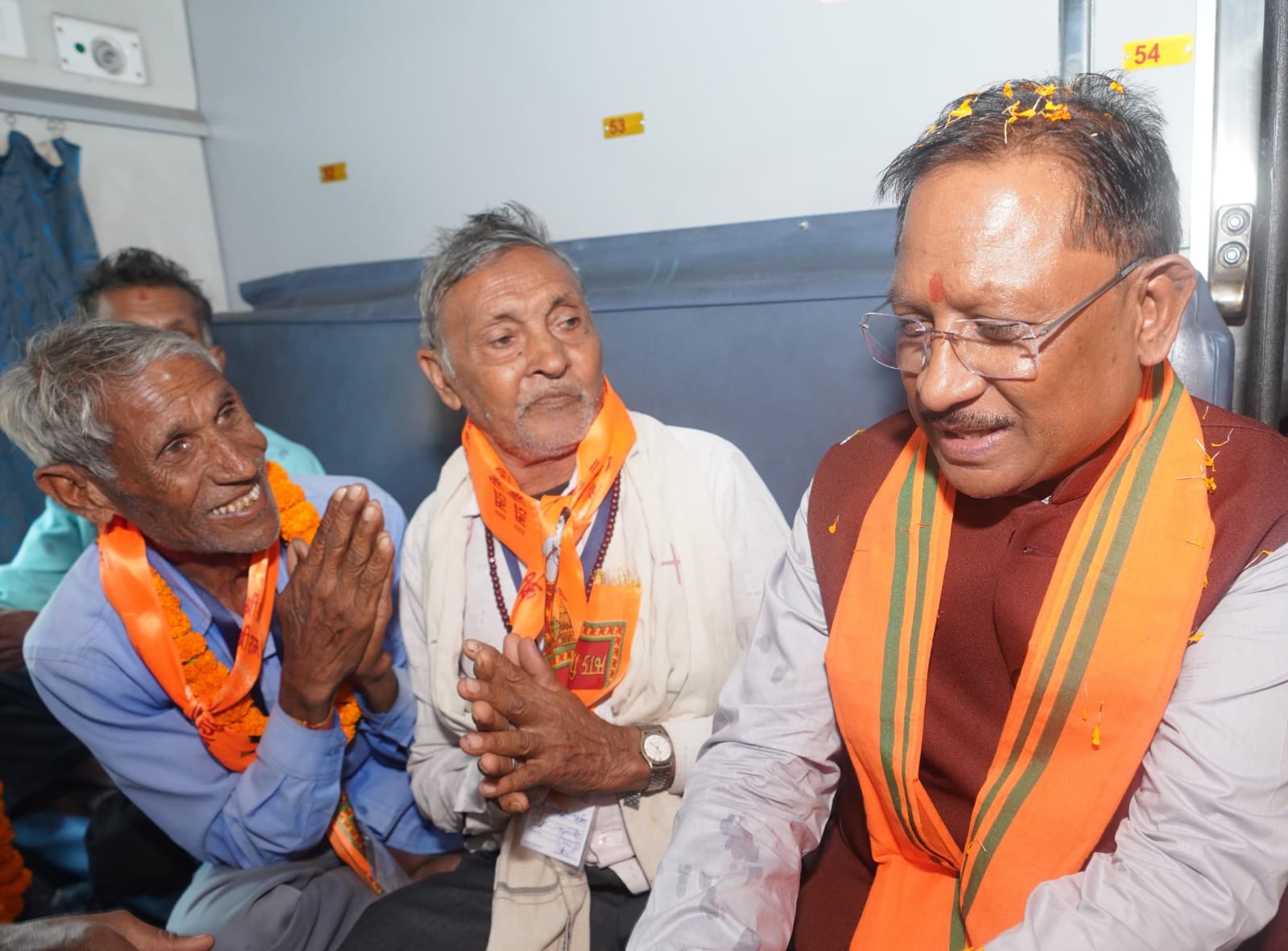 बुजुर्गों की अधूरी ख्वाहिशों को मिला आसरा: मुख्यमंत्री तीर्थ दर्शन योजना का शुभारंभ