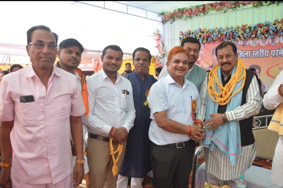दुर्ग में जिला स्तरीय परमेश्वरी महोत्सव का भव्य आयोजन