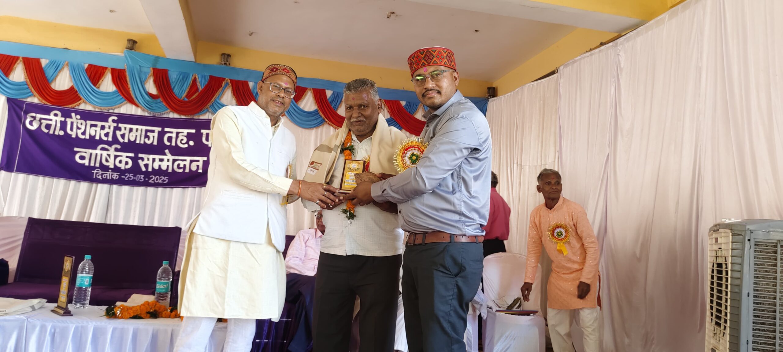 छत्तीसगढ़ पेंशनर्स समाज पाटन के वार्षिक सम्मेलन में शामिल हुए भाजपा नेता जितेंद्र वर्मा एवं योगेश निक्की भाले