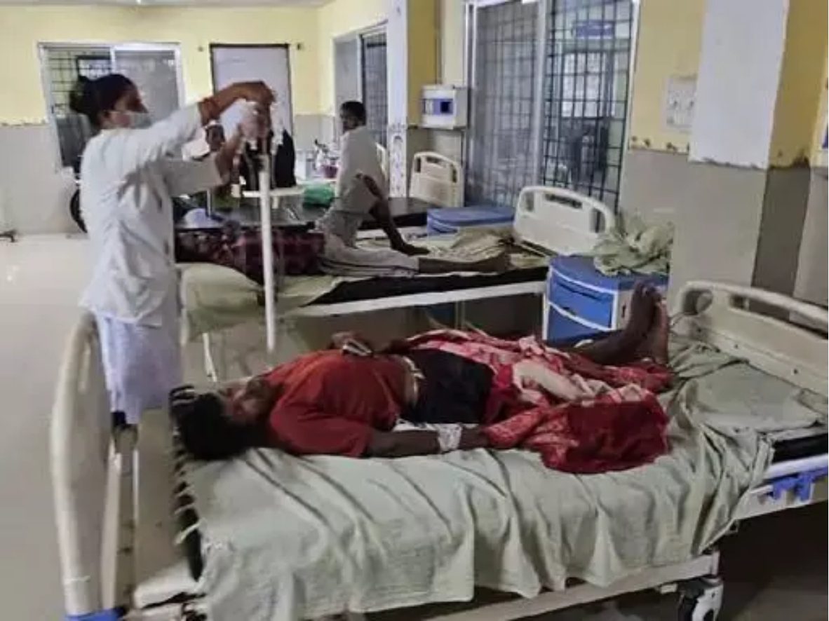 आंगनबाड़ी की सब्जी खाने से 7 ग्रामीणों की तबियत बिगड़ी, जिला अस्पताल में भर्ती