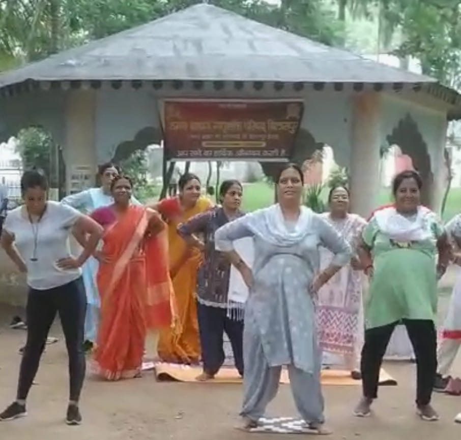अंतर्राष्ट्रीय योग दिवस पर ब्राह्मण मातृशक्ति परिषद् ने लिया "रोग नहीं योग" का संकल्प.