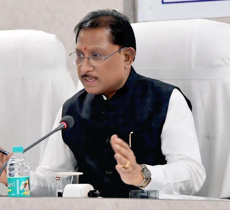 मुख्यमंत्री साय ने बाढ़ राहत कार्यों पर की उच्चस्तरीय समीक्षा, ₹115 करोड़ की क्षतिपूर्ति का ऐलान, अधिकारियों को दिए अहम निर्देश