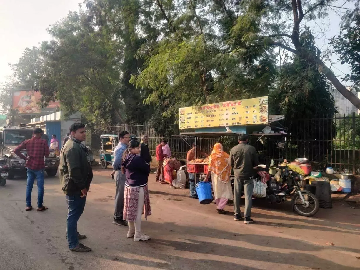 सफाई पर सख्ती: गंदगी फैलाने और डस्टबिन न रखने वालों पर निगम का एक्शन