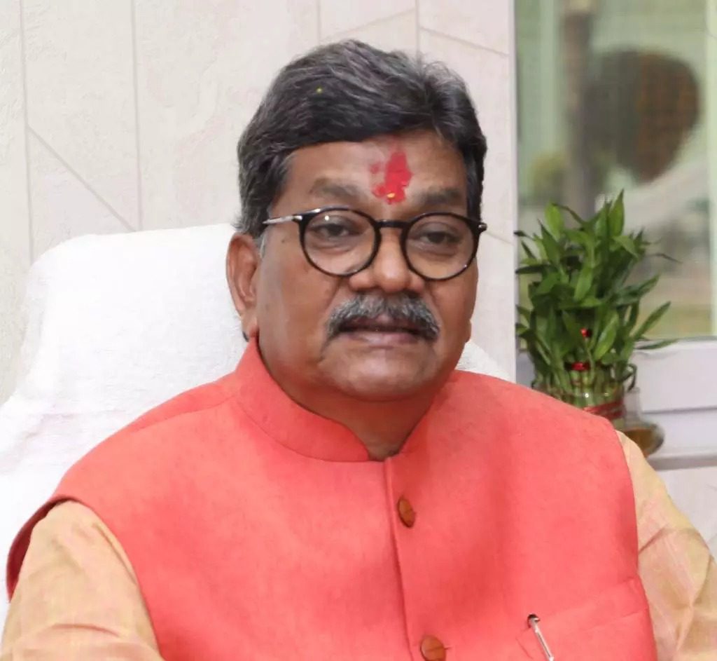 धान खरीदी से पहले प्रशासनिक संकट: डेटा एंट्री ऑपरेटरों की हड़ताल पर महंत ने सरकार को घेरा