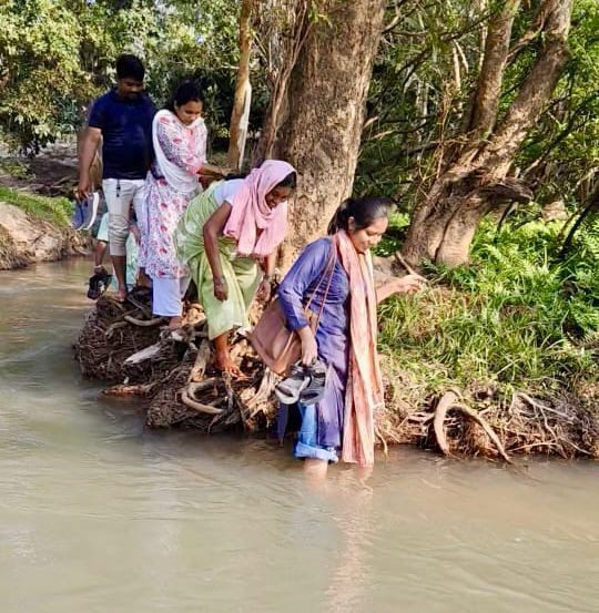 प्रशासन ने नदी-नाले पार कर रोका बाल विवाह, 12 साल की बच्ची का बचाया भविष्य