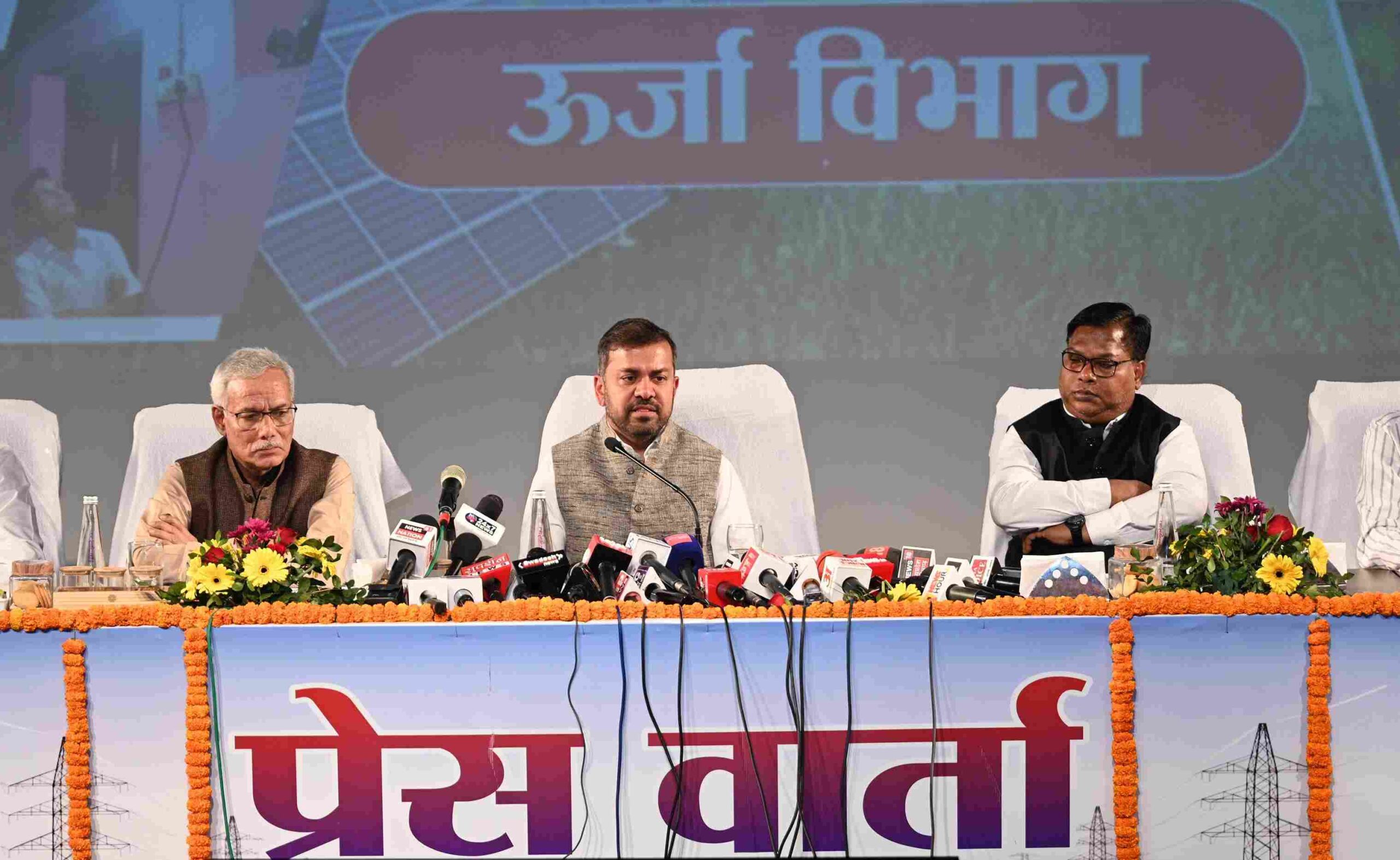 छत्तीसगढ़ बनेगा देश की ऊर्जा राजधानी: 3.4 लाख करोड़ के निवेश का मार्ग प्रशस्त, ऊर्जा सचिव डॉ. रोहित यादव ने साझा किया मास्टरप्लान
