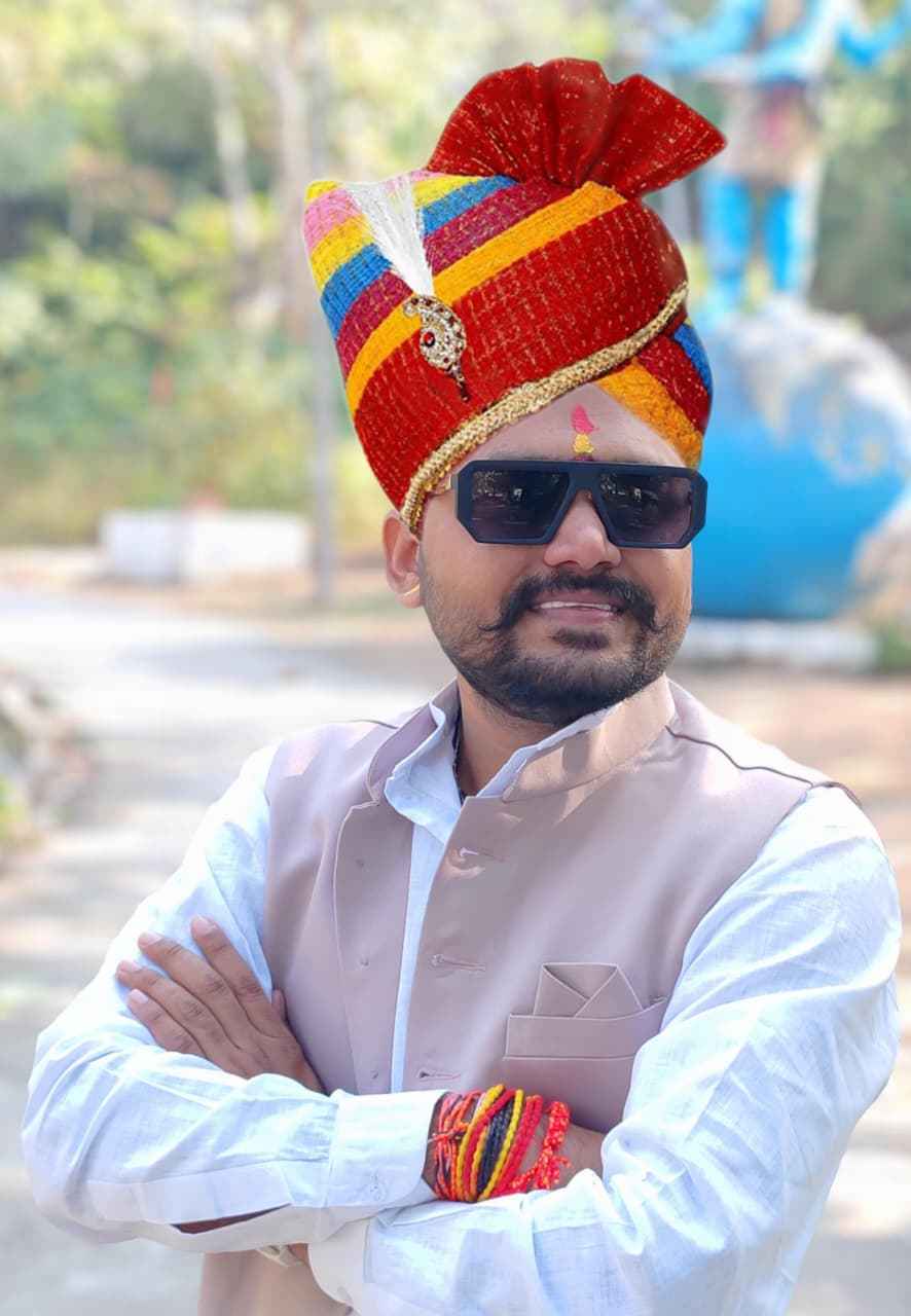 महासमुंद में नाली निर्माण में भारी लापरवाही: सड़क से 1 फीट ऊपर बन रहा स्लैब, भाजपा नेता अशवंत तुषार साहू ने प्रशासन से की ठेकेदार को नोटिस जारी करने की मांग