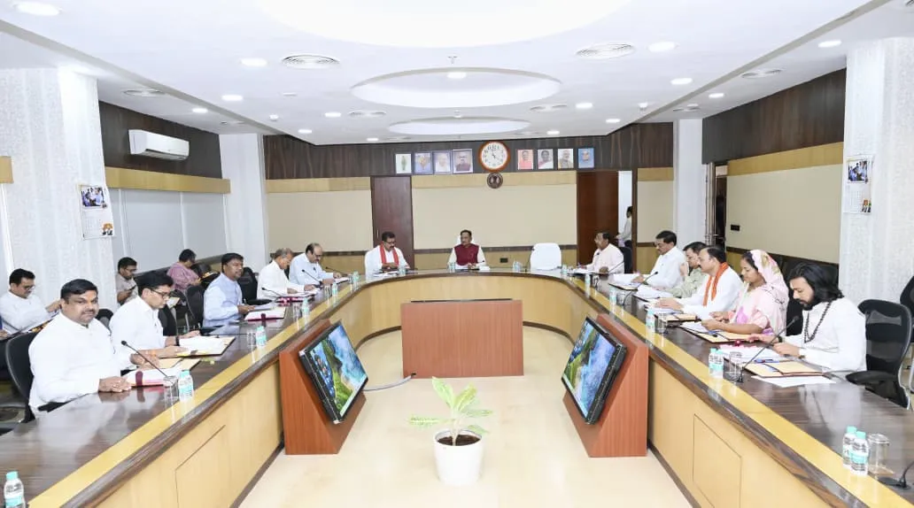 छत्तीसगढ़ कैबिनेट बैठक में मुख्यमंत्री विष्णु देव साय की अध्यक्षता में लिए गए महत्वपूर्ण निर्णय
