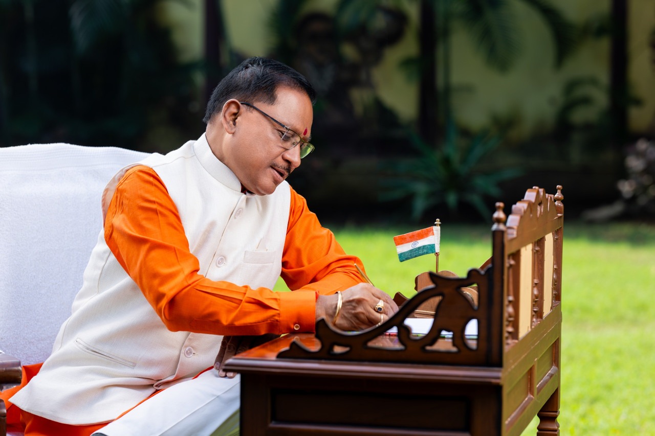 शिक्षक दिवस पर मुख्यमंत्री विष्णु देव साय की भावुक चिट्ठी: बगिया के स्कूल से सीएम हाउस तक का सफर साझा कर गुरुजनों को किया नमन