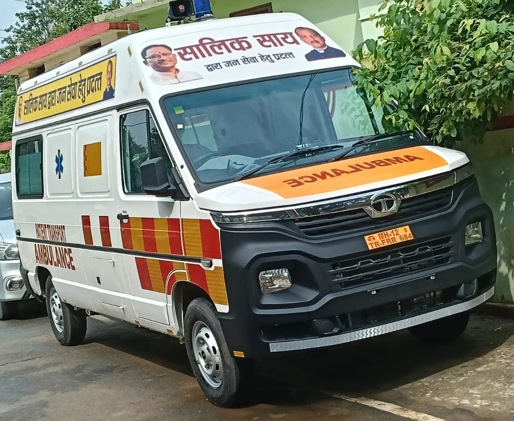 जिला पंचायत अध्यक्ष की एंबुलेंस बनी शिक्षिका के लिए जीवनरक्षक