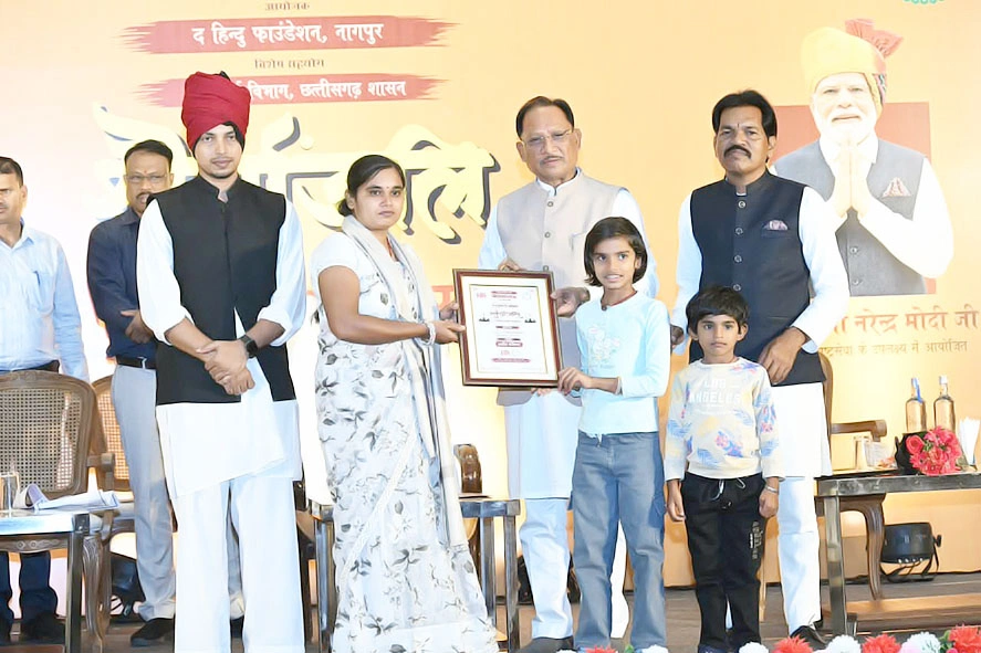 जवानों के सर्वोच्च बलिदान से बस्तर में आई शांति की नई सुबह