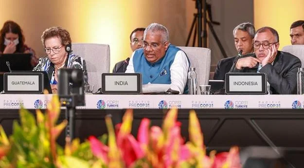 जलवायु प्रतिबद्धताओं को पूरा करने और पेरिस समझौते के कार्यान्वयन में तेजी लाएं: भूपेंद्र यादव