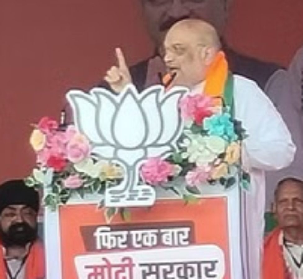 शराबबंदी की कसम खा बहाई शराब की नदियां : शाह