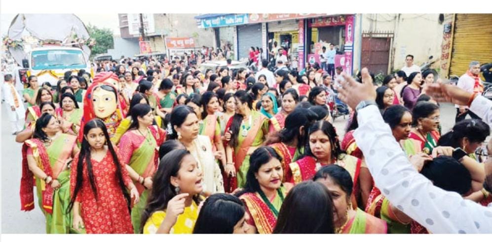 अंबिकापुर में महाराजा अग्रसेन जयंती पर भव्य शोभायात्रा का आयोजन
