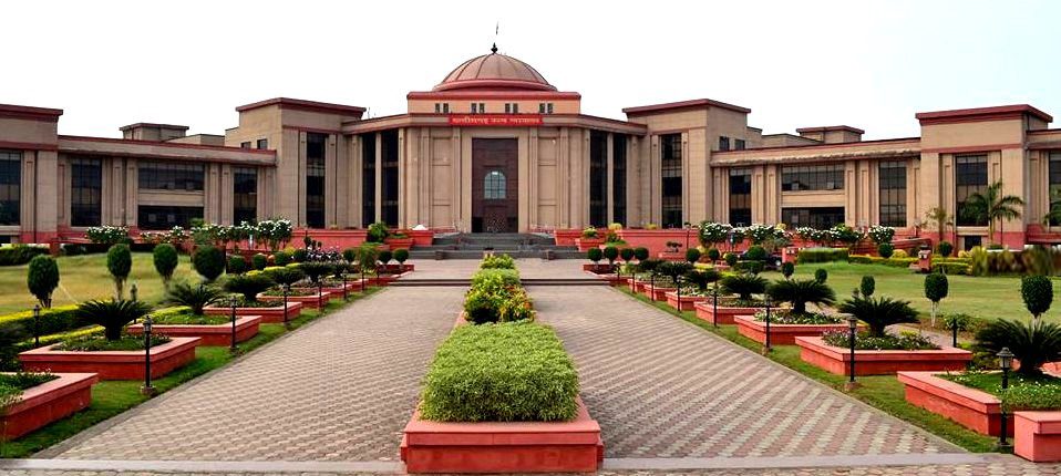 छत्तीसगढ़ में ओबीसी आरक्षण को लेकर बढ़ा विवाद, हाईकोर्ट में सुनवाई की तैयारी