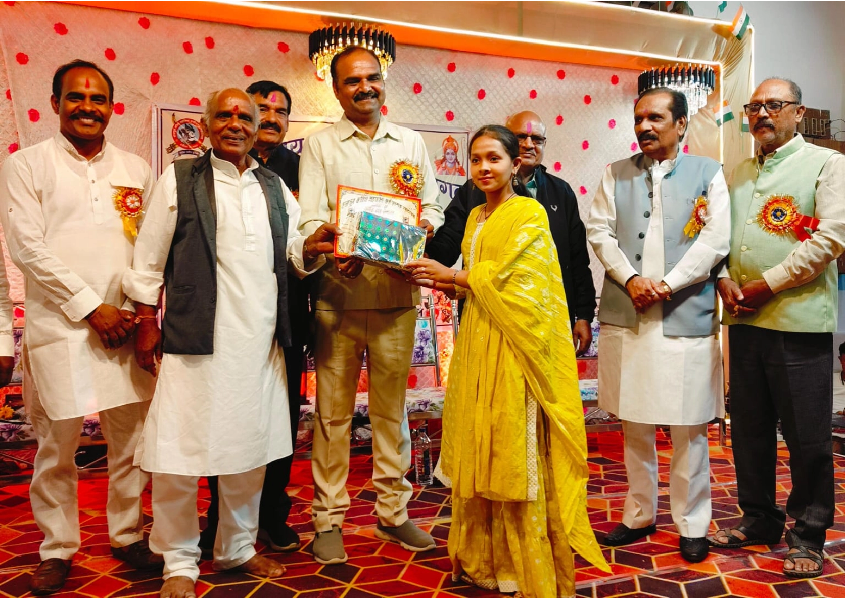 राजपूत क्षत्रिय महासभा दुर्ग का वार्षिक स्नेह सम्मेलन, बच्चों को किया गया सम्मानित