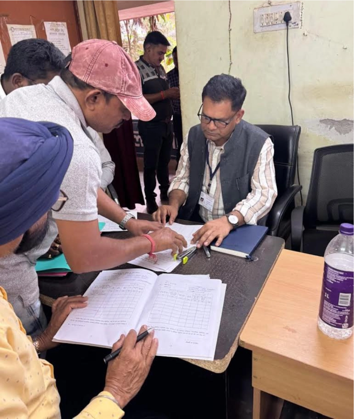 अभनपुर नगर पालिका चुनाव में अभ्यर्थी की अनुपस्थिति, व्यय प्रेक्षक ने जारी किया पुनः नोटिस
