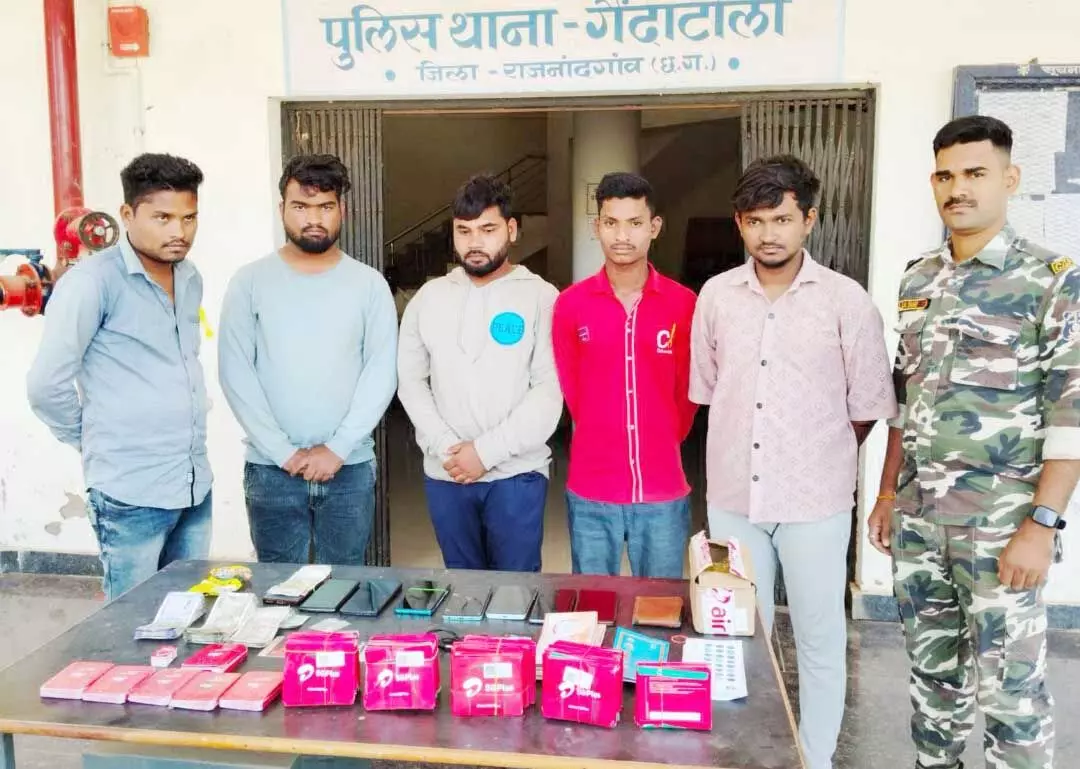 गैंदाटोला से साइबर ठगों को भेजे जा रहे थे फर्जी सिम, पुलिस ने 5 आरोपियों को किया गिरफ्तार