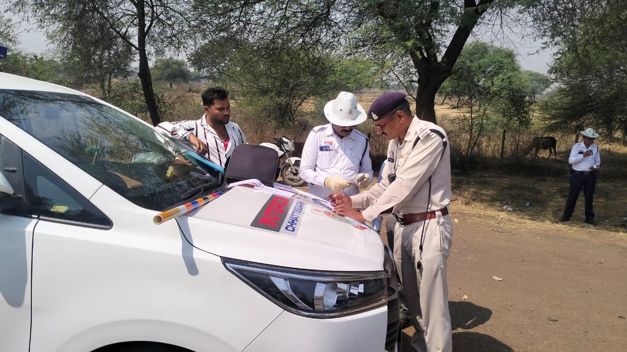 यातायात नियम तोड़ने वालों पर बड़ी कार्रवाई, दो माह में वसूले गए 50 लाख रुपये
