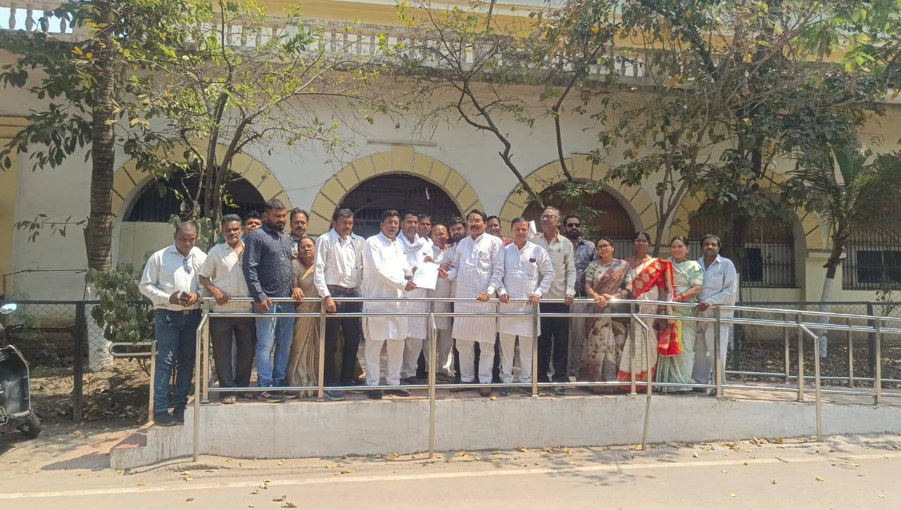बिरगांव में बायो गैस प्लांट का विरोध, कलेक्टर को सौंपा गया ज्ञापन
