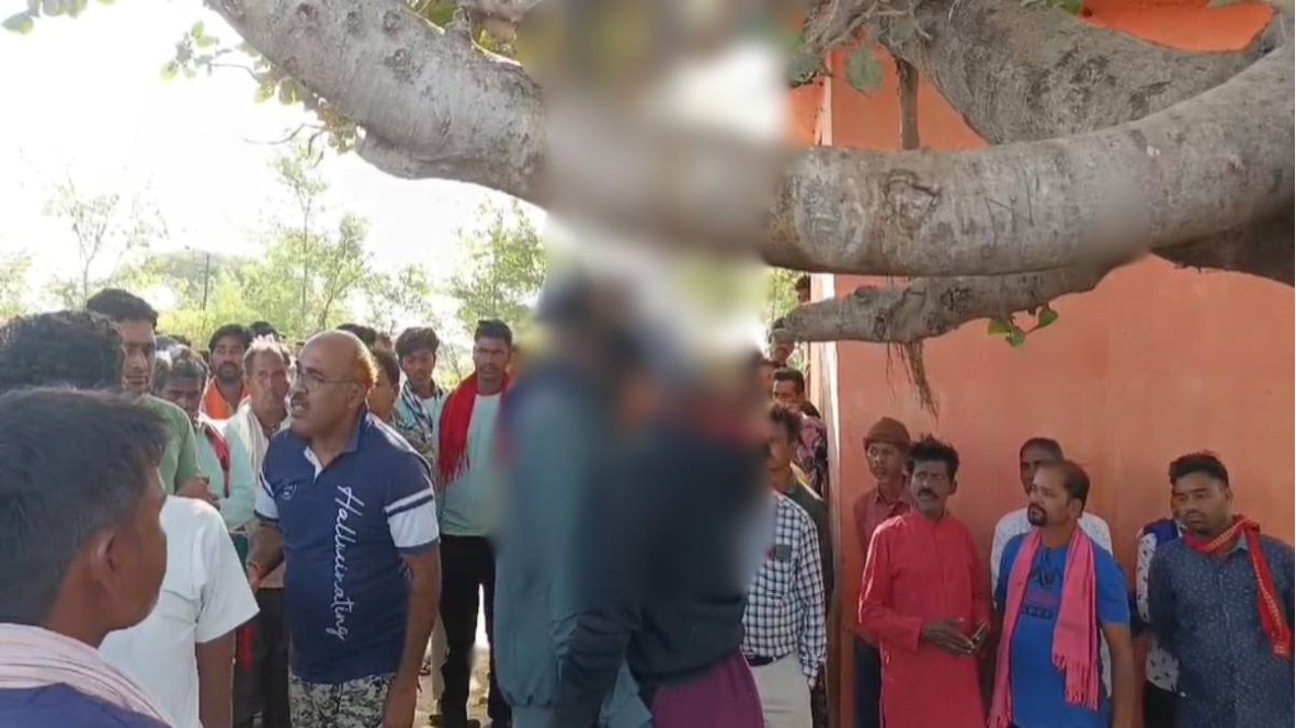 युवक-युवती की पेड़ से लटकी मिली लाश, सुसाइड नोट भी बरामद
