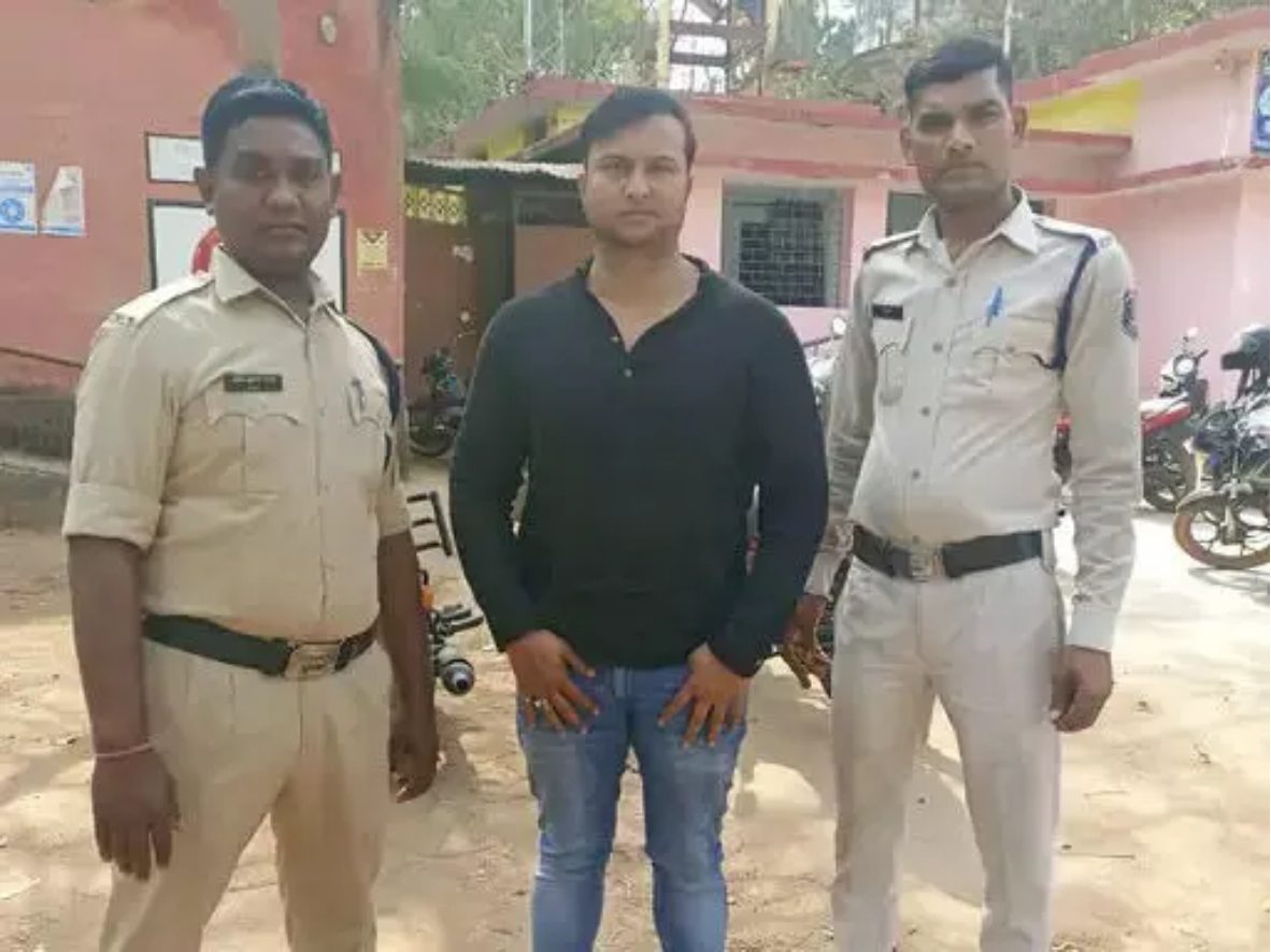 पार्षद के बेटे की मिलीभगत से कोल डिपो में कोयला चोरी, पुलिस ने 2 साल बाद किया गिरफ्तारी