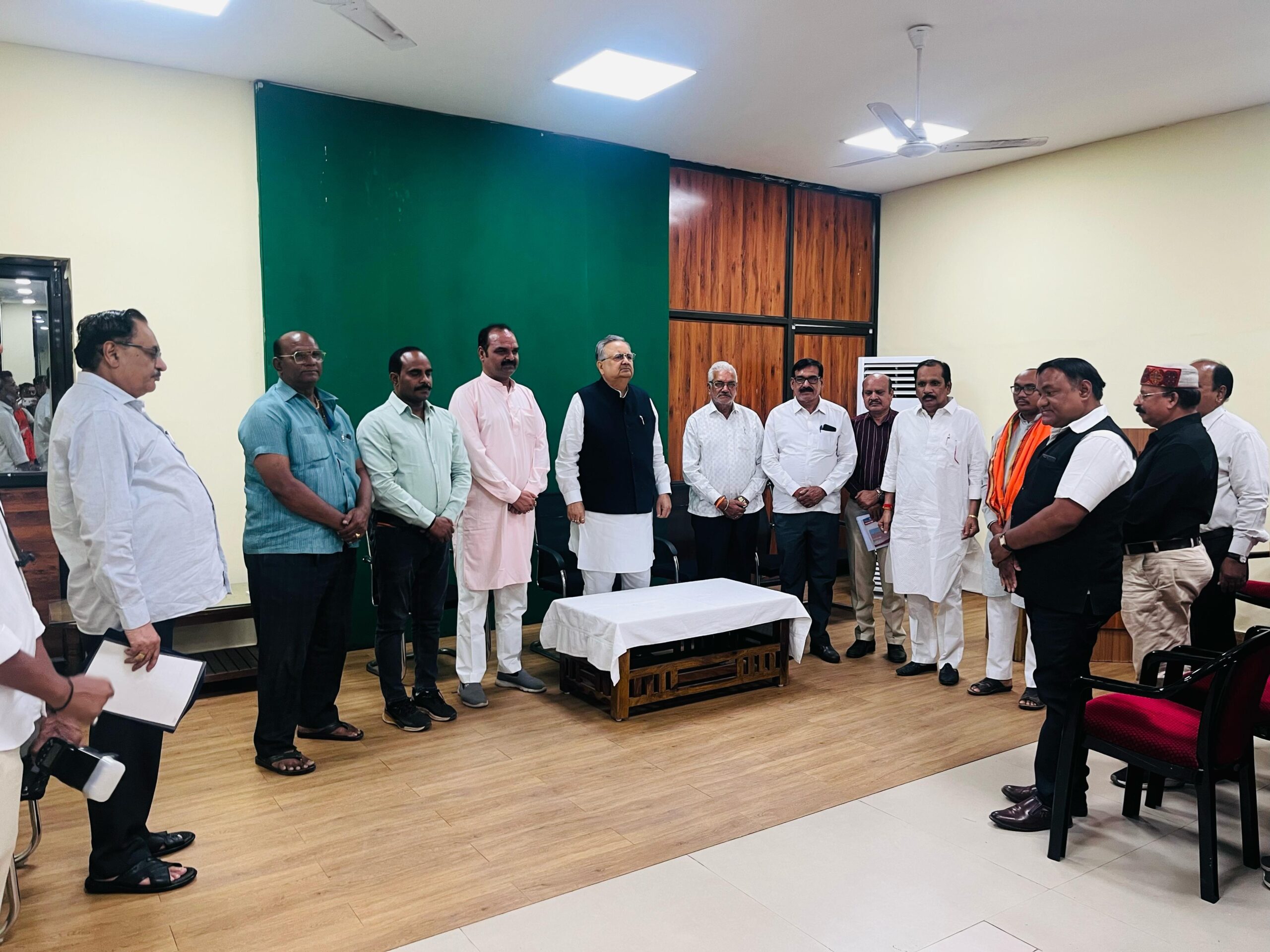पहलगाम हत्याकांड पर राजपूत क्षत्रिय महासभा का आक्रोश, विरोध में सौंपा ज्ञापन