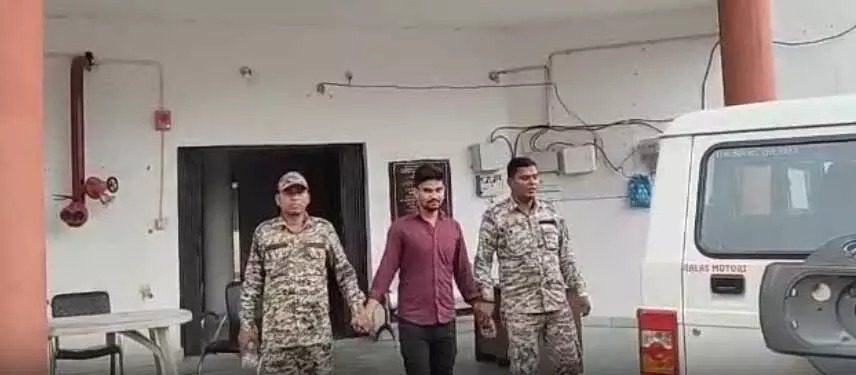 शादी में नाचने का झांसा देकर नाबालिग का अपहरण और दुष्कर्म, आरोपी झारखंड से गिरफ्तार