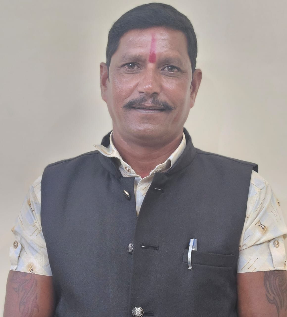 खाद-बीज की भारी किल्लत से किसान बेहाल, सेवा सहकारी समितियों में नहीं मिल रही आपूर्ति: किशोरी लाल देशमुख