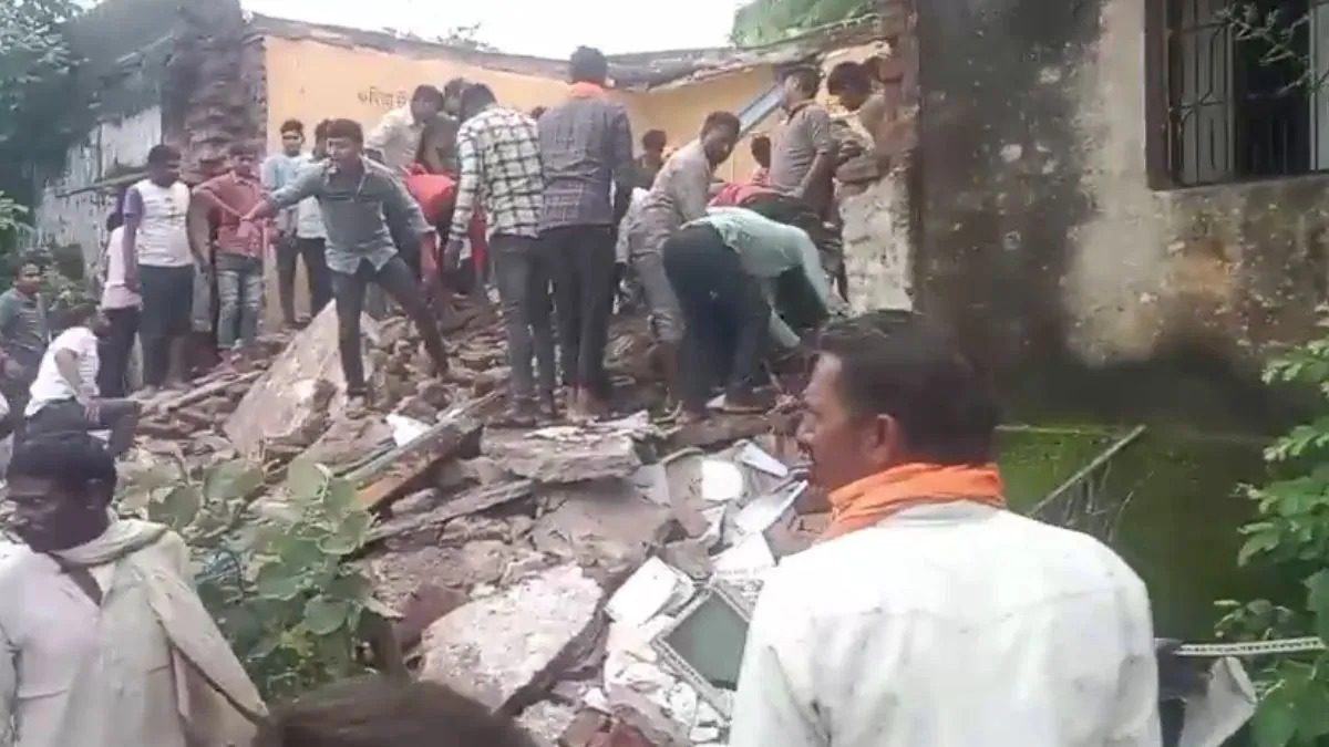 भयानक हादसा: झालावाड़ में स्कूल की छत गिरने से 7 बच्चों की मौत, 17 घायल