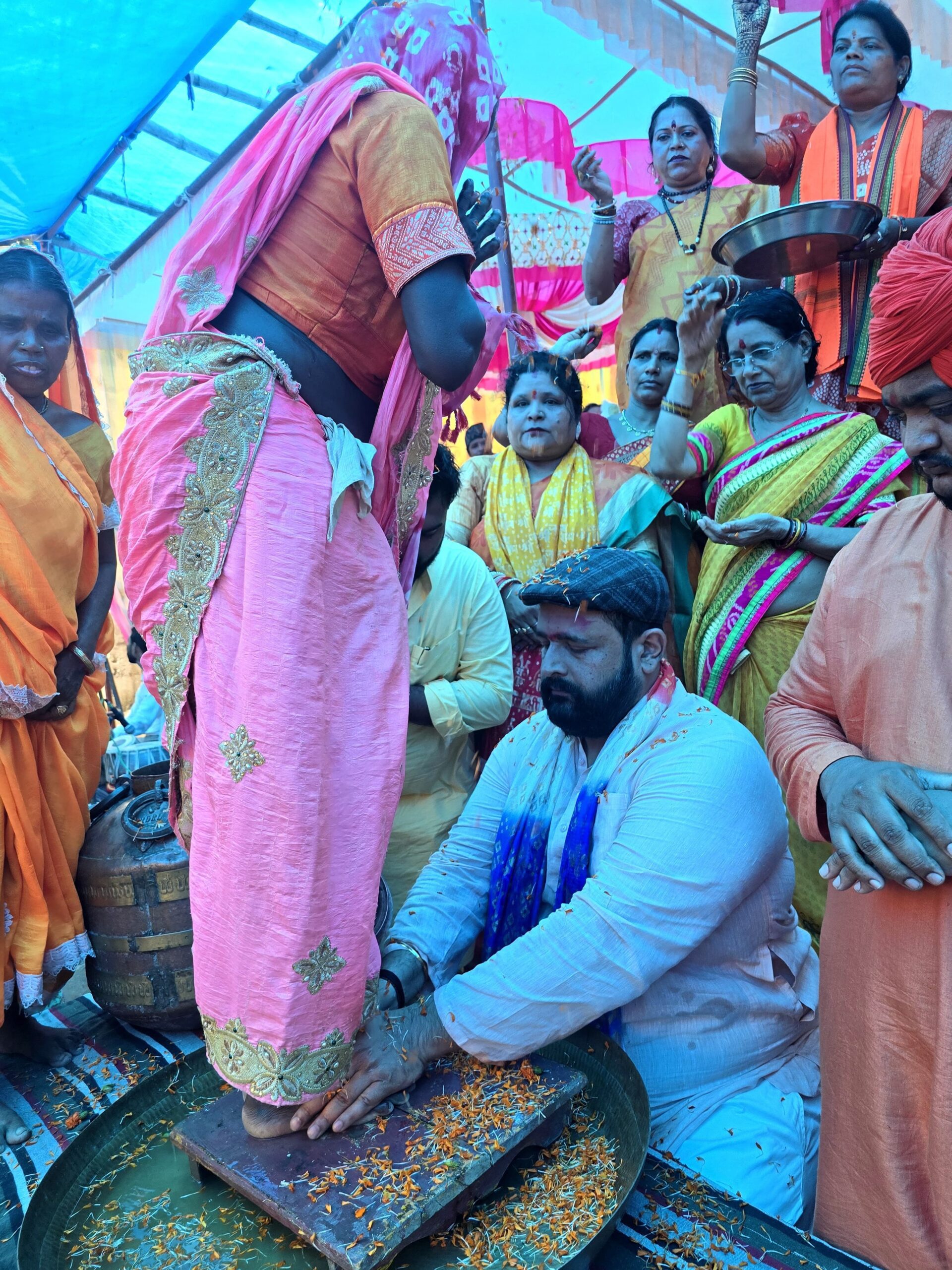 प्रबल प्रताप सिंह जूदेव ने 35 परिवारों की कराई घर वापसी