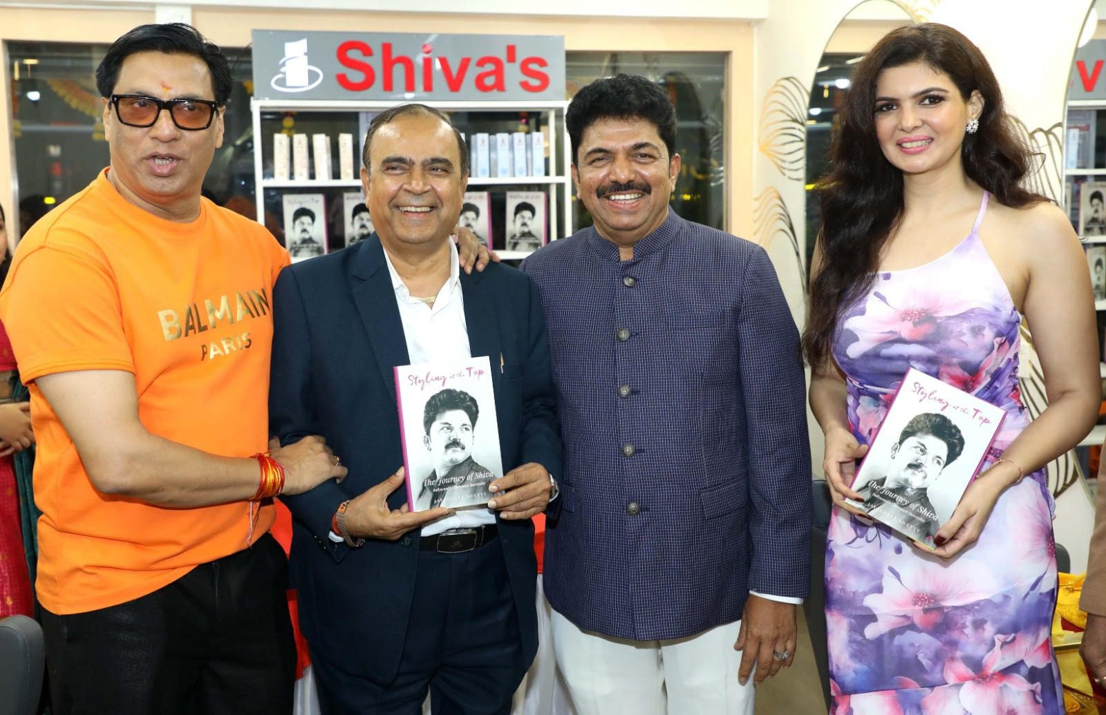 शिवा'स सैलून ने मनाई सिल्वर जुबली, मुंबई में 25वीं ब्रांच का मधुर भंडारकर ने किया उद्घाटन