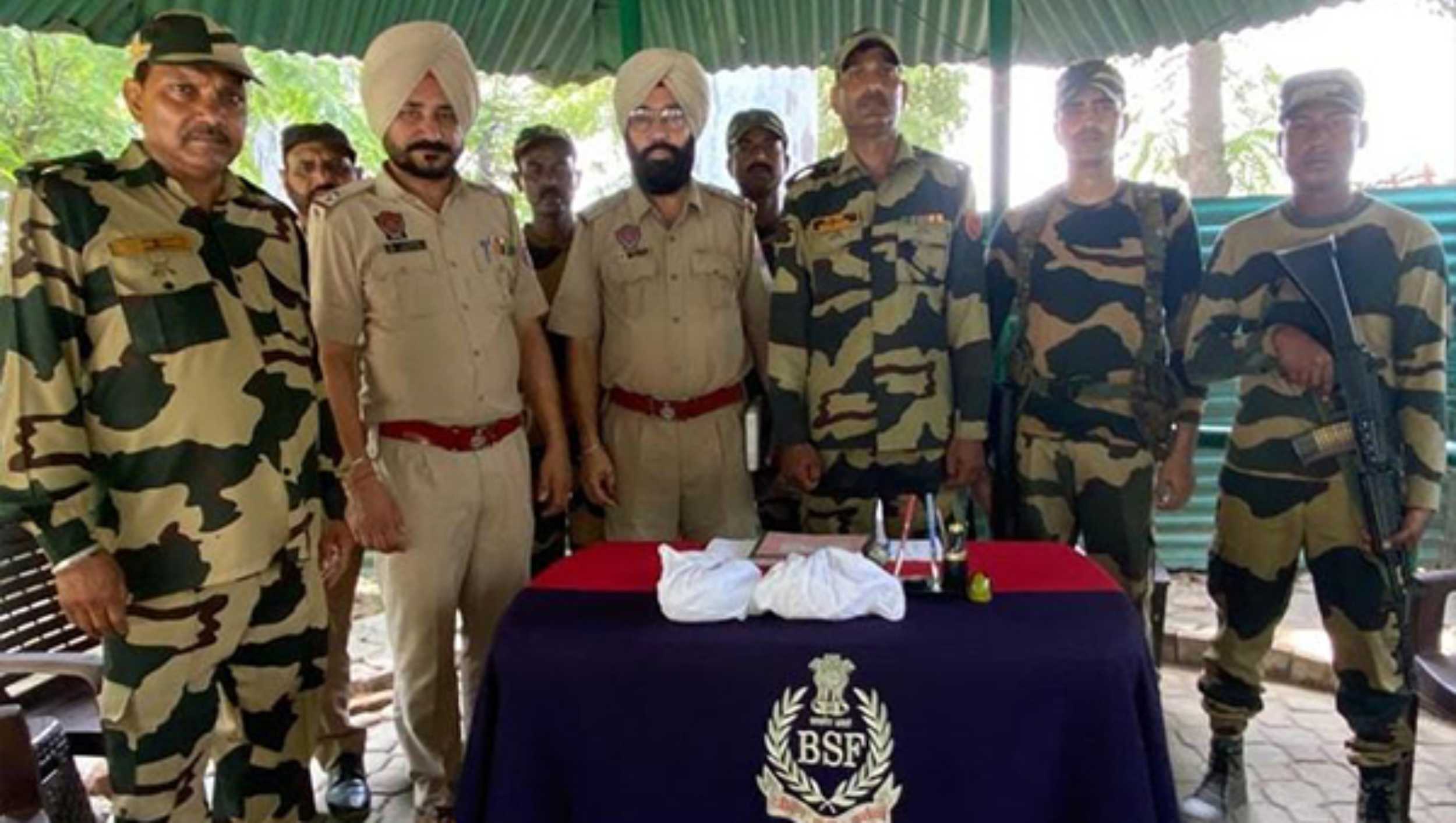 फिरोजपुर में बीएसएफ ने पकड़ी हेरोइन की बड़ी खेप