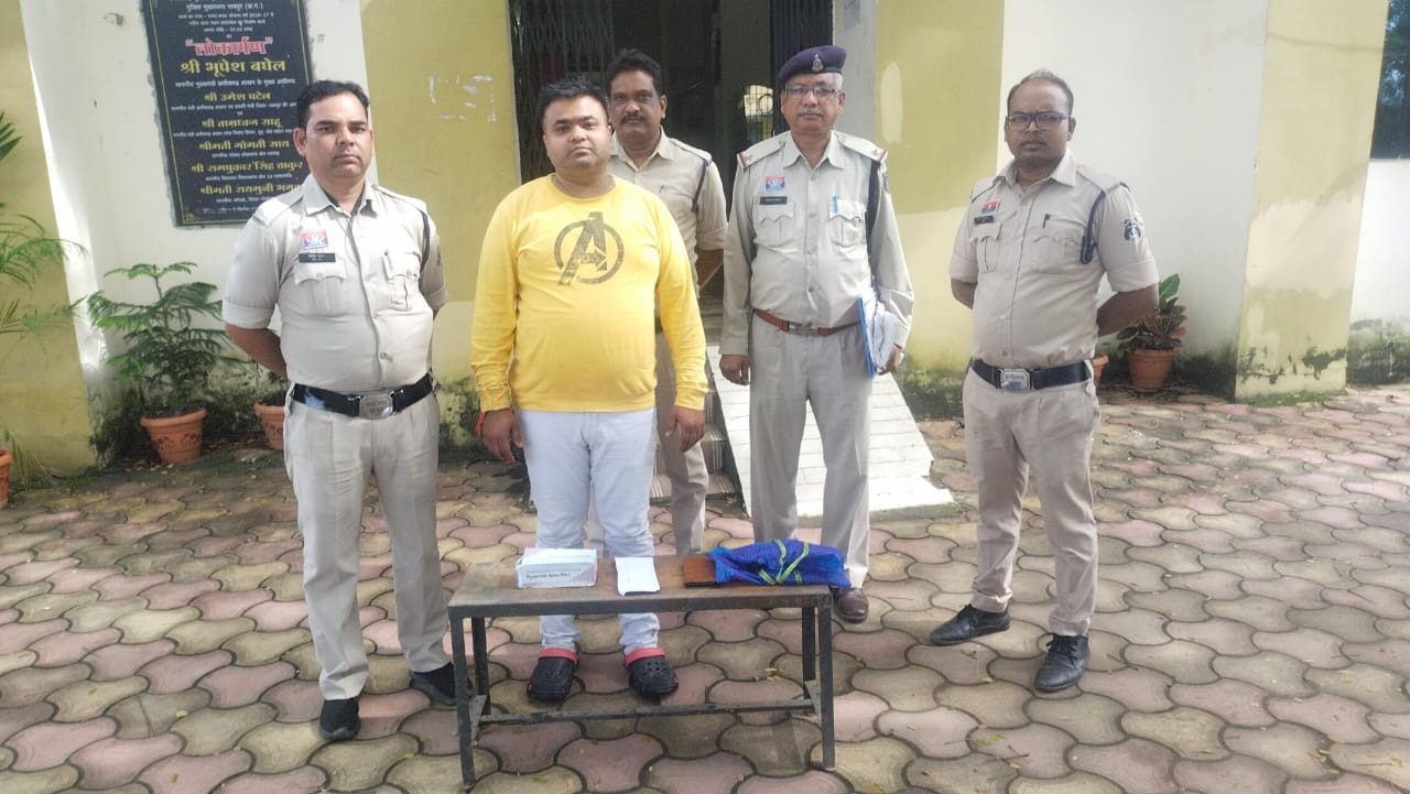 कांसाबेल में 19 हजार के प्रतिबंधित नशीली कैप्सूल सहित ड्रग तस्कर सूरज वर्मा गिरफ्तार