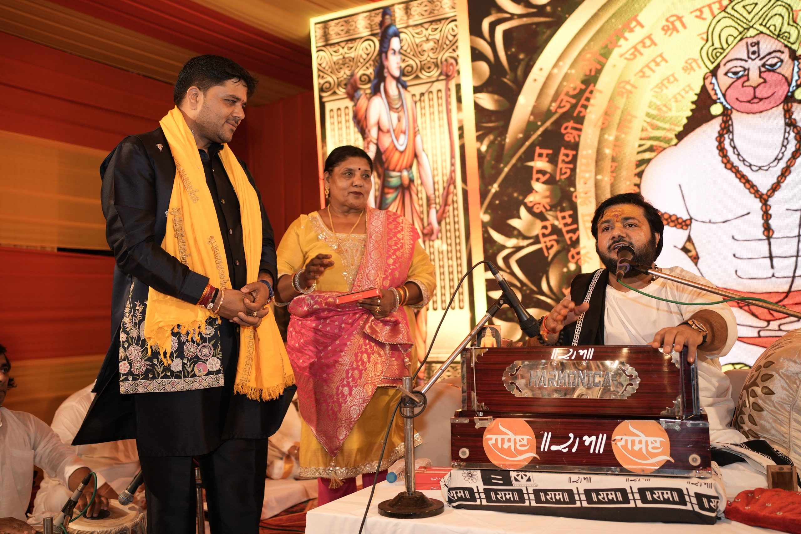भिलाई में रसराज जी महाराज के सुंदरकांड पाठ में उमड़ी भक्तों की भीड़, अतुल पर्वत के नेतृत्व में दिखा भव्य नजारा