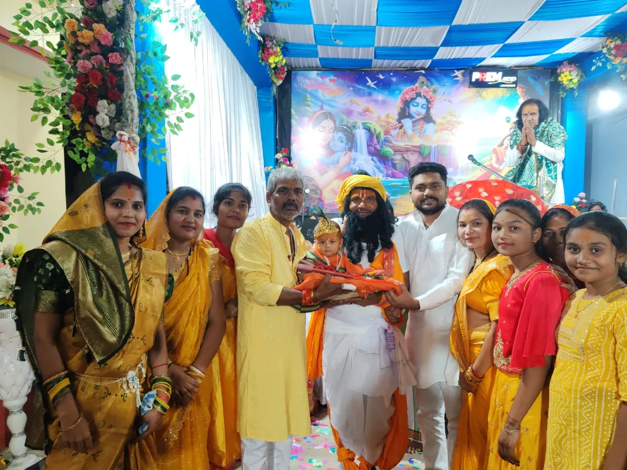 अशोक महाराज ने सुनाई श्रीकृष्ण जन्म कथा, भक्तों ने उल्लास से मनाया नंदोत्सव