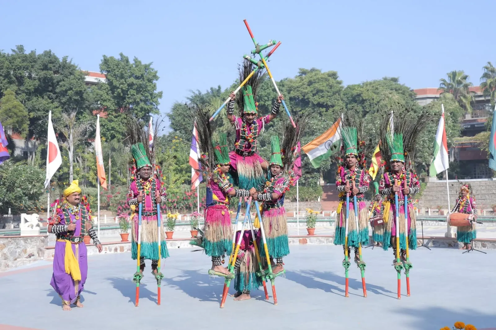 लाल किले में गूंजा ‘छत्तीसगढ़िया सबले बढ़िया’, यूनेस्को मंच पर गेड़ी नृत्य ने मोहा 180 देशों का मन