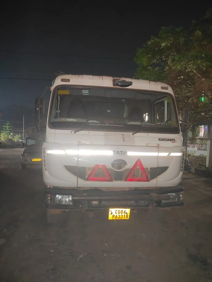 रायपुर में रेत माफिया पर शिकंजा