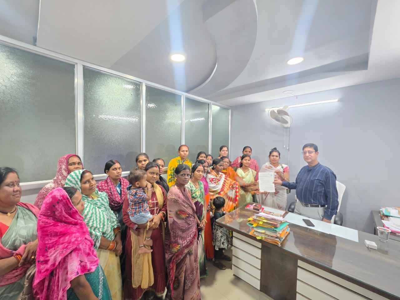 गर्मी से पहले ही सूख रहे हलक! रिसाली के 12 वार्डों में हाहाकार, क्या प्यासी जनता को निगम के भरोसे छोड़ दिया गया?