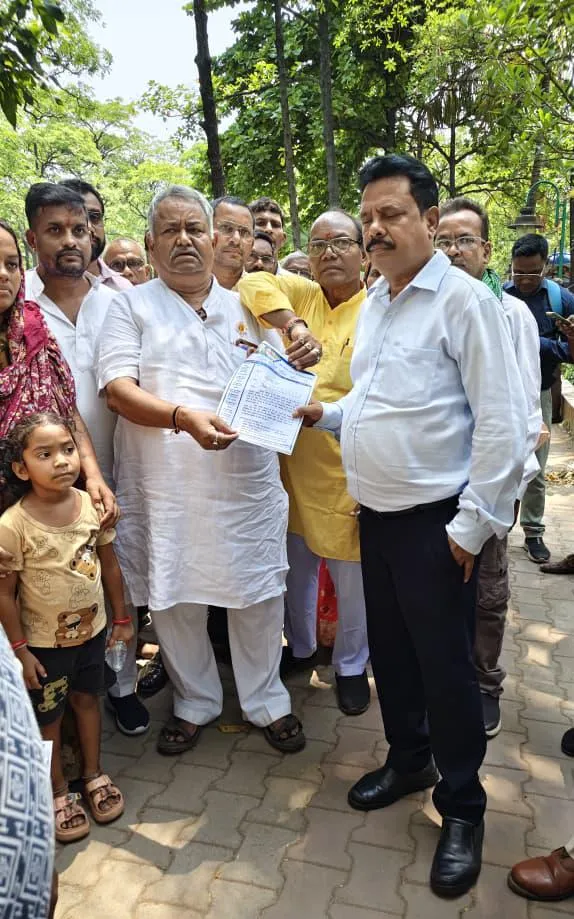 मंदिर हसौद हत्याकांड: यादव समाज में भारी आक्रोश, एसपी को ज्ञापन सौंप SIT जांच और 50 लाख मुआवजे की मांग