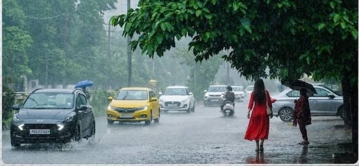 मानसून का 'यू-टर्न': दिल्ली-एनसीआर समेत 15 से ज्यादा राज्यों में भारी बारिश का अलर्ट, जानें अपने शहर का हाल