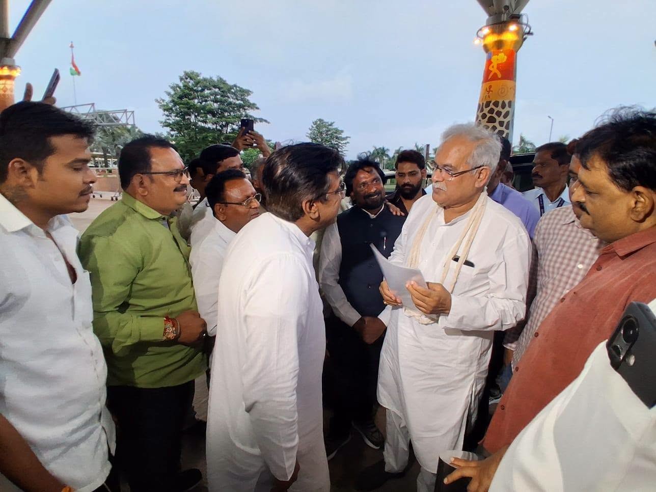 तीजा पोला महोत्सव, भूपेश बघेल को नागरिकों ने दिया आमंत्रण