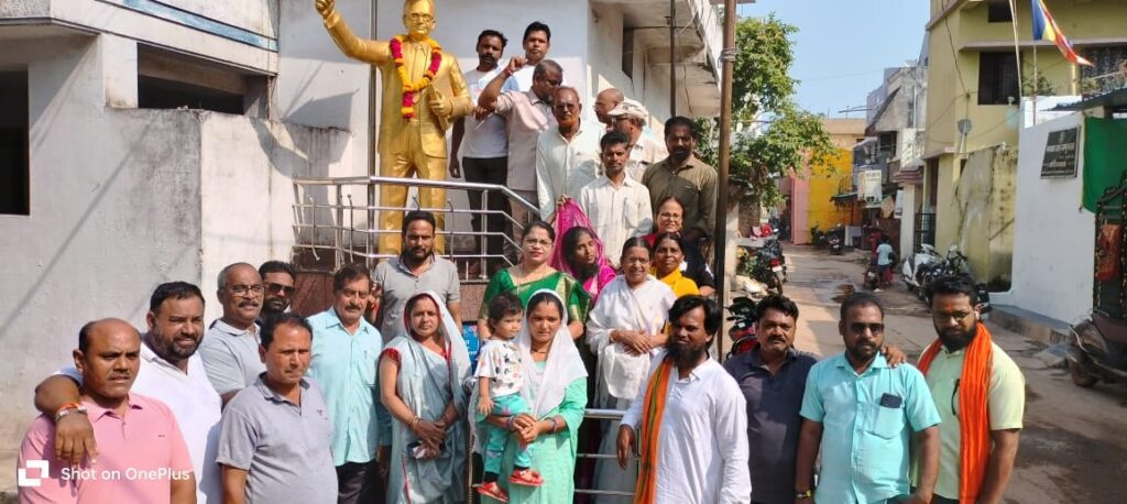 स्वच्छता पखवाड़ा, गांधी जयंती, आंबेडकर प्रतिमा