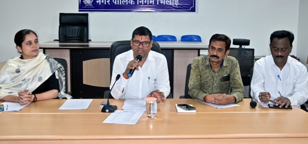 भिलाई में स्वच्छता प्रतियोगिता: वार्ड, स्कूल, कॉलेज को अवार्ड