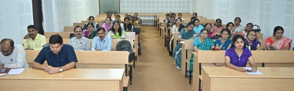 भिलाई में स्वच्छता प्रतियोगिता: वार्ड, स्कूल, कॉलेज को अवार्ड