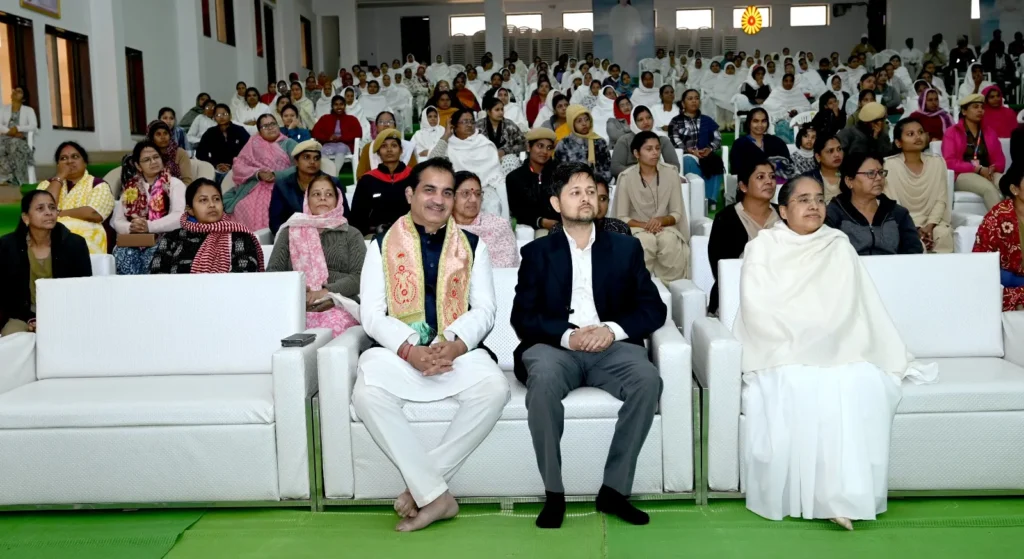 वाह जिंदगी वाह: मुस्कुराना स्ट्रेस की सबसे बड़ी एंटीडोज - प्रो. गिरीश